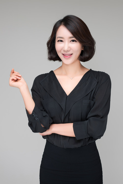 天门千佼填 国际高级纹绣师